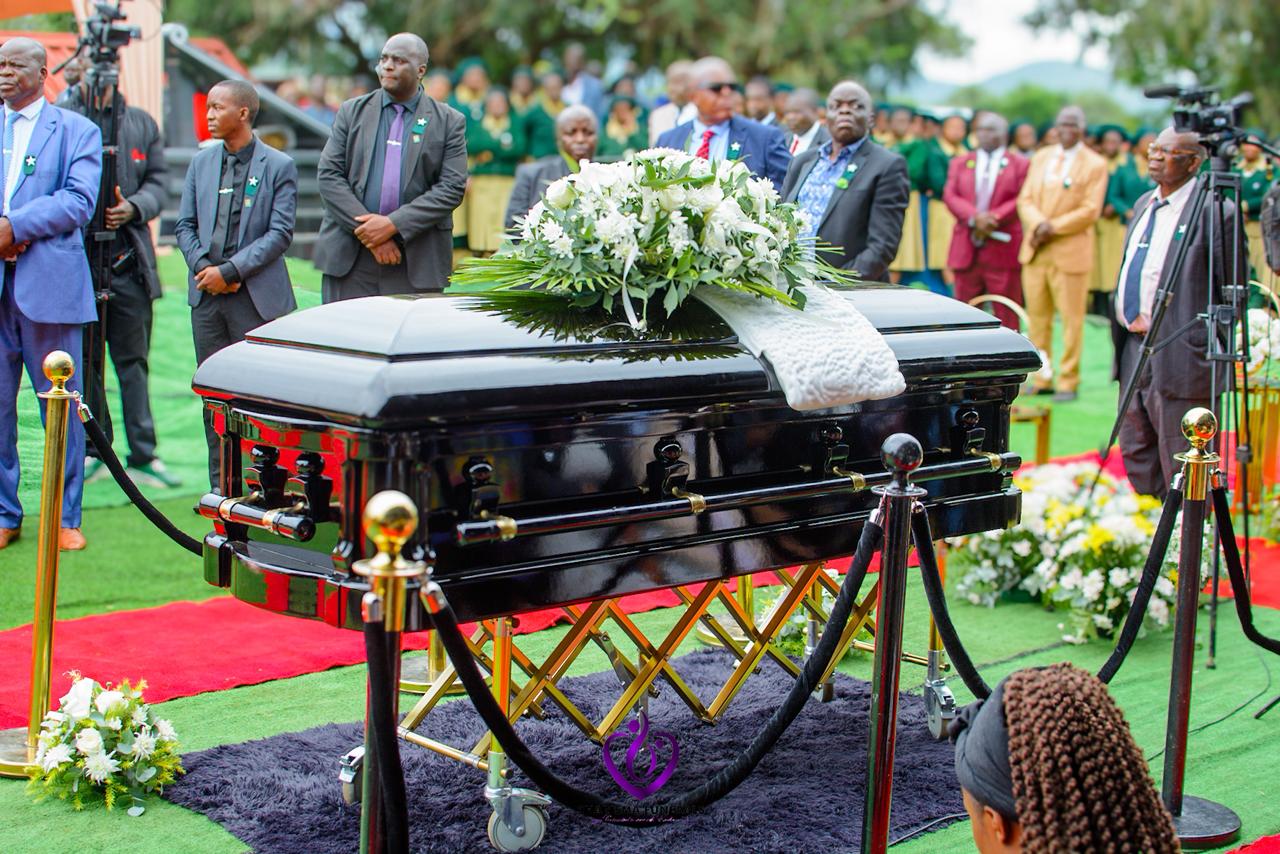 Mercedes funeral fleet